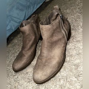 Brown Heeled Boots